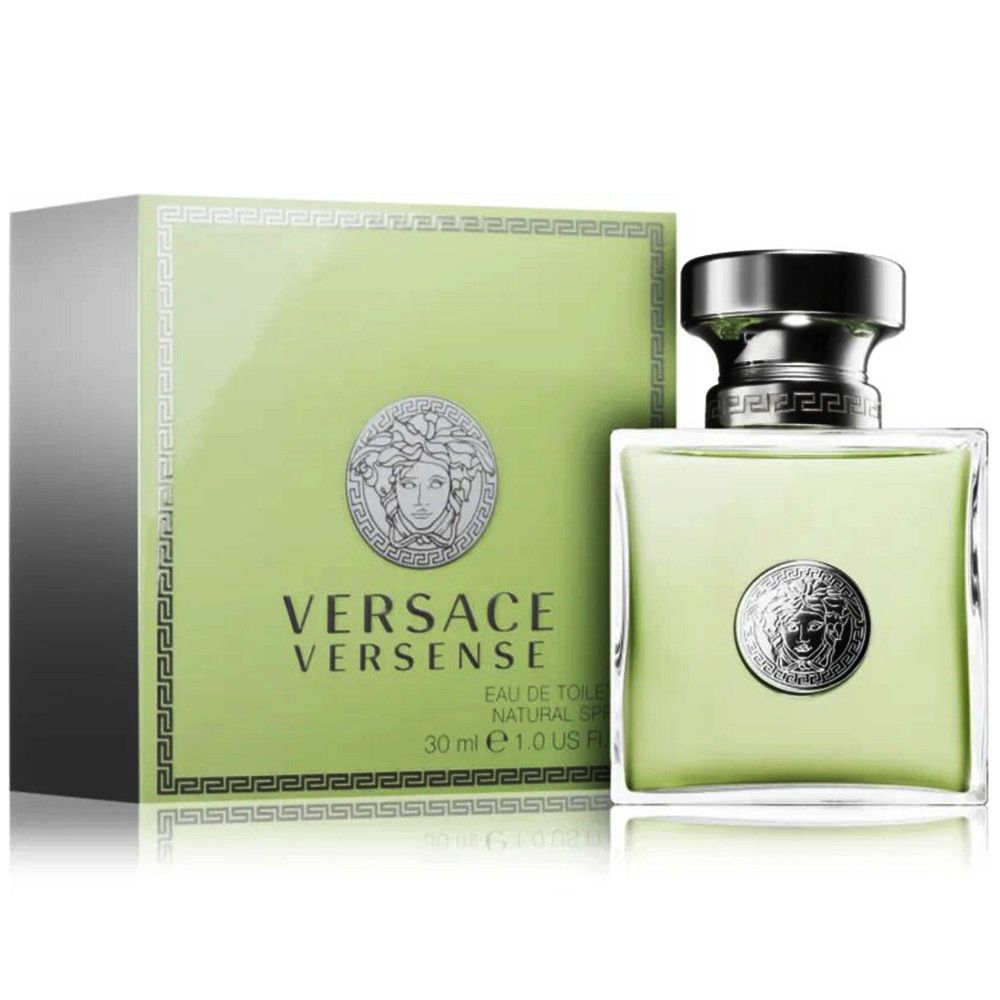 Versace Versense Eau de Toilette Spray. Flacon et emballage verts. Logo et texte sur l'emballage.