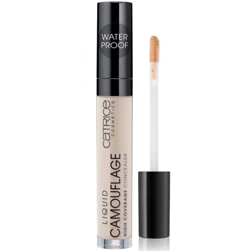 Vloeibare concealer met applicator. Opschrift: Catrice Cosmetics, Liquid Camouflage, High Coverage Concealer. Waterproof.