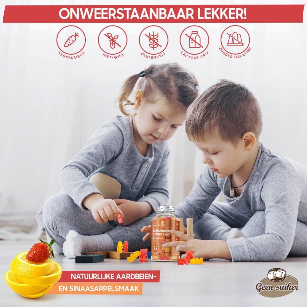 Twee kinderen spelen met gummies. Tekst: Natuurlijke aardbei- en sinaasappelsmaak. Zonder suiker.