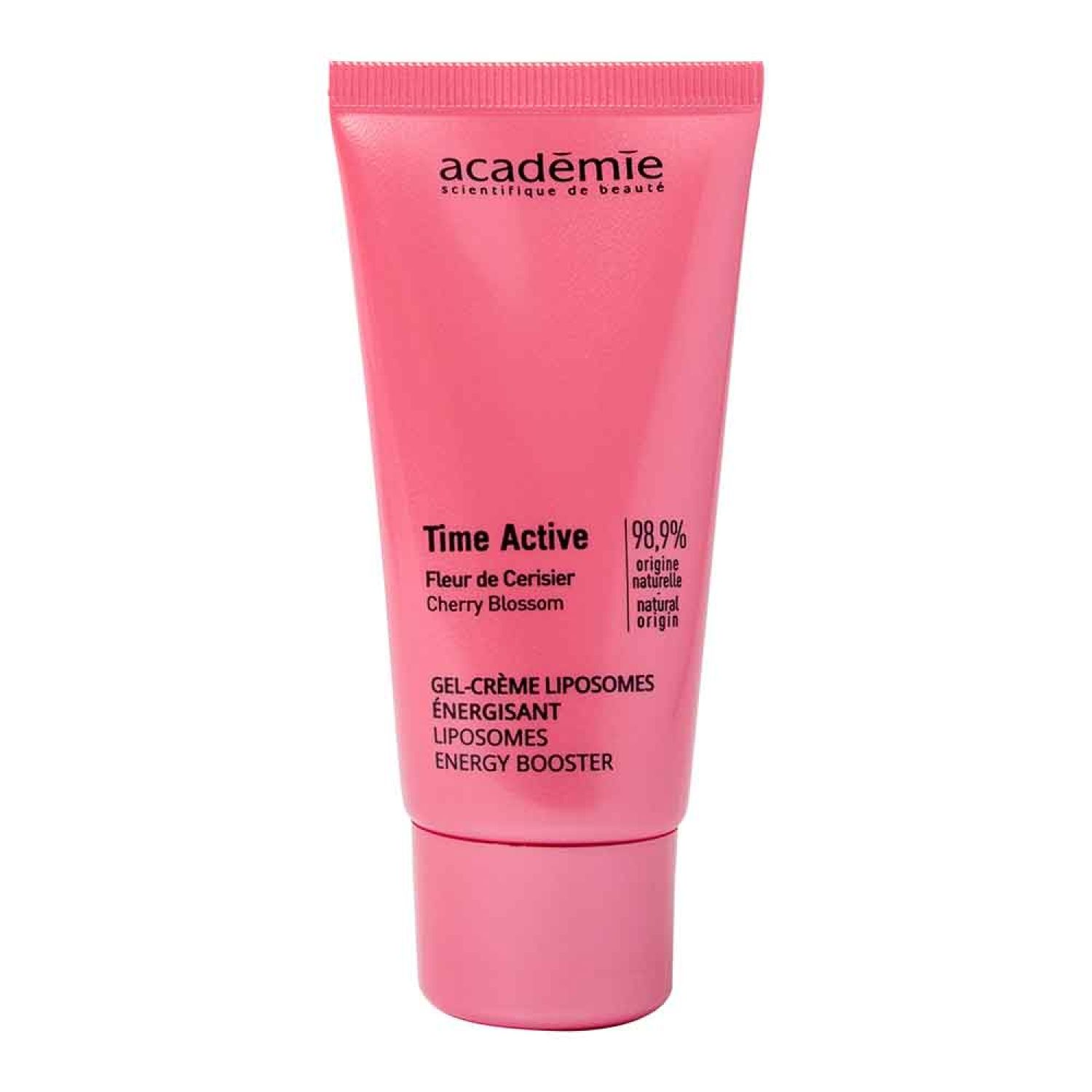 Roze tube met tekst. Académie-logo. Opschrift: Time Active, Cherry Blossom, Gel-Crème Liposomes Énergisant, Energy Booster. 98,9% natuurlijk.