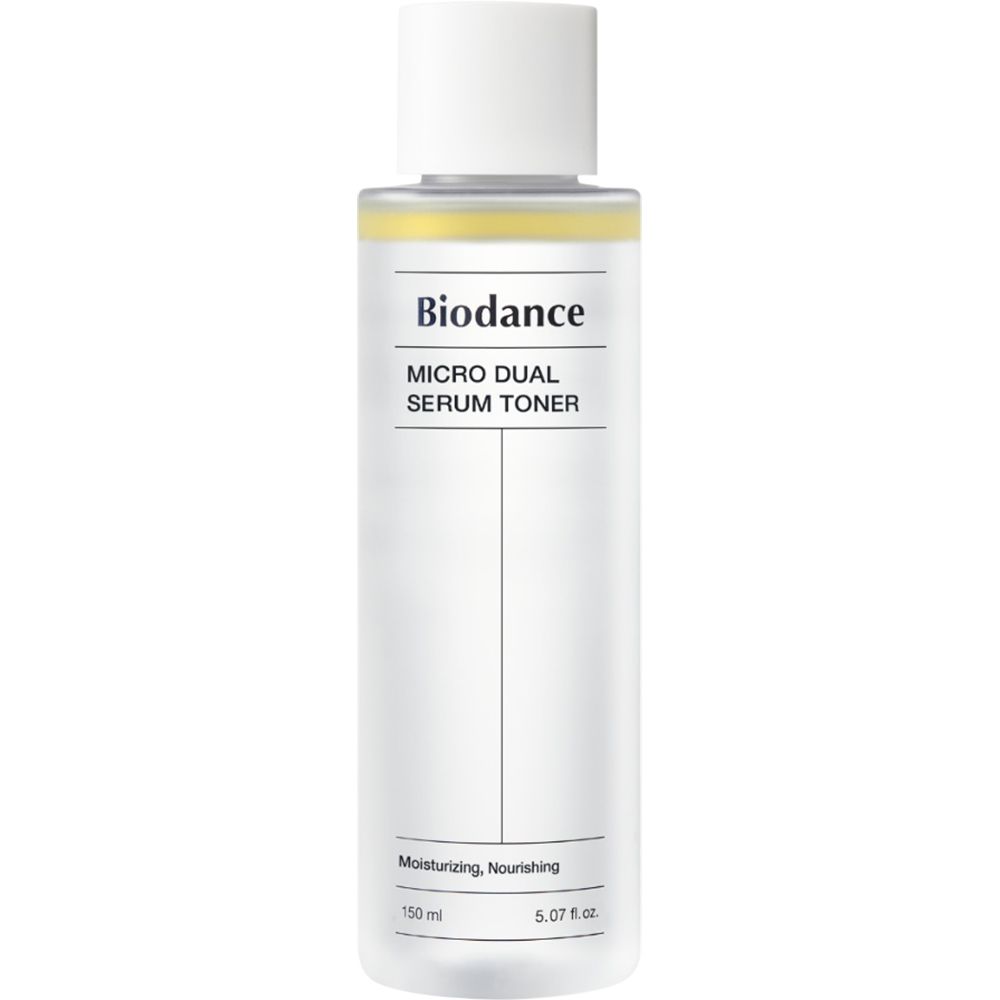 Transparante fles. Opschrift: BIODANCE Micro Dual Serum Toner. Witte dop, gele vloeistof. Tekst: 150 ml, 5.07 fl.oz.