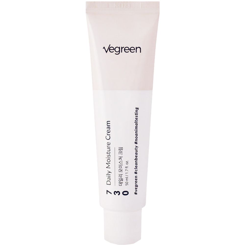 Tube blanc avec inscription Vegreen et nom du produit. Contient 730 Daily Moisture Cream. Hashtags : #vegreen #cleanbeauty #noanimaltesting.