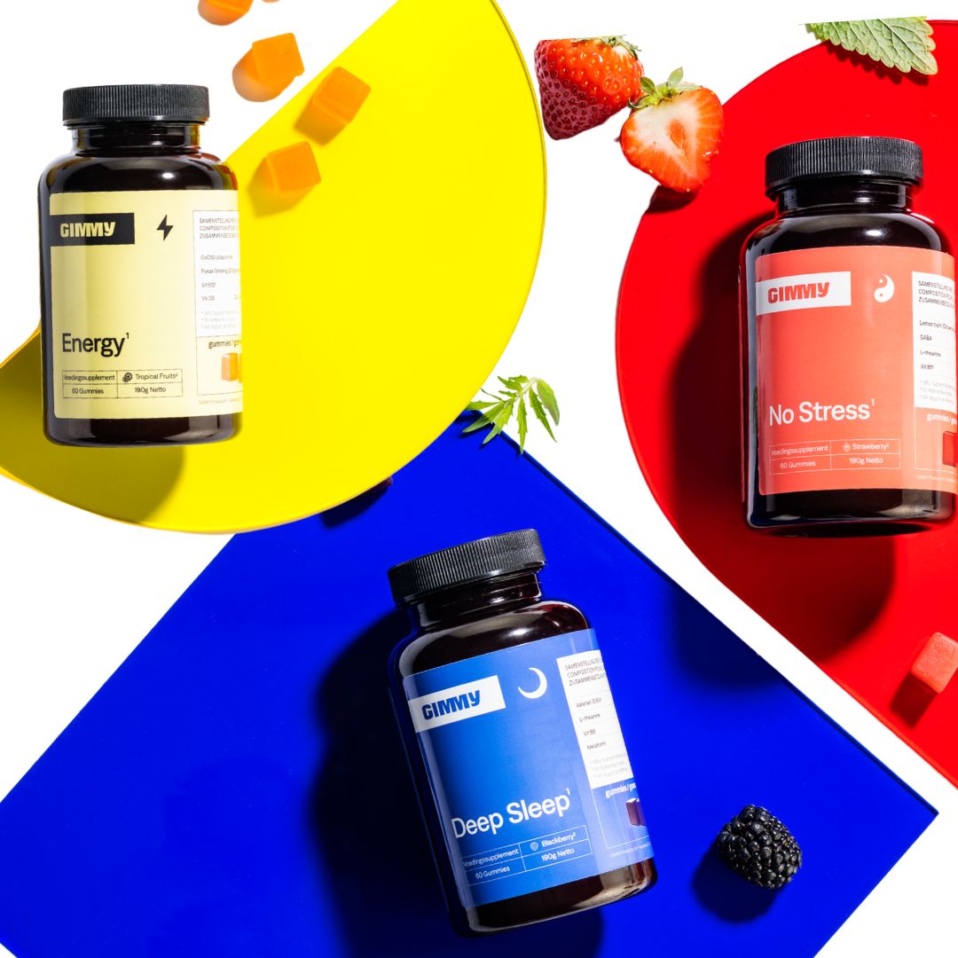 Trois flacons GIMMY avec gommes sur fonds colorés. Étiquettes : Energy, No Stress, Deep Sleep.