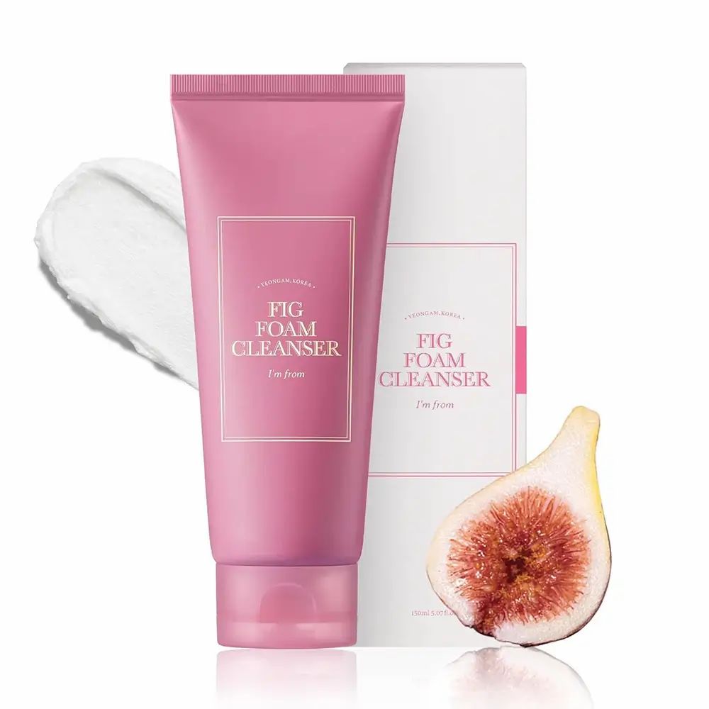 Roze tube, witte verpakking, vijg. Opschrift: Fig Foam Cleanser. Merk: I'M FROM.