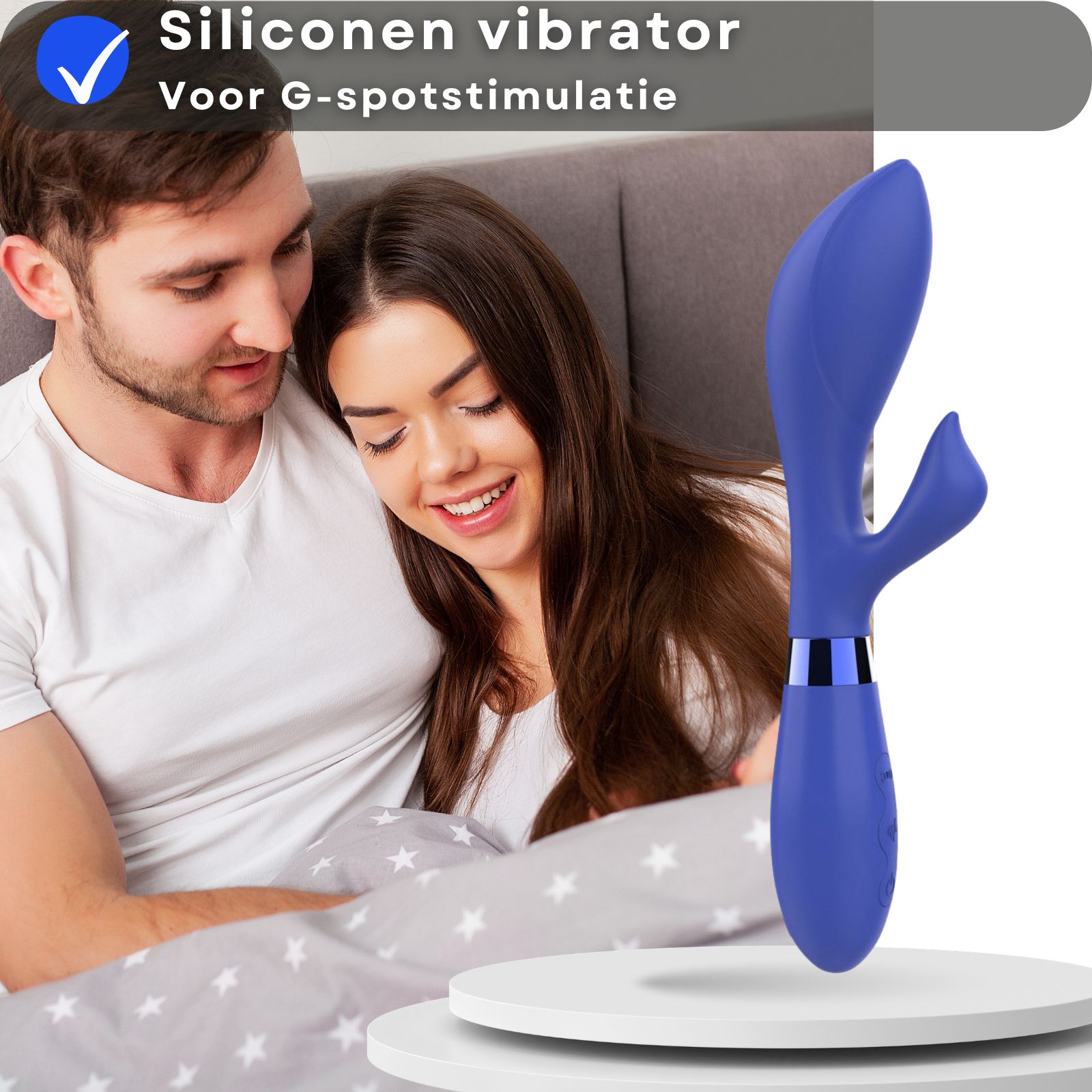 Blauwe vibrator. Siliconen en ABS. Voor G-spot stimulatie. Paar op de achtergrond.