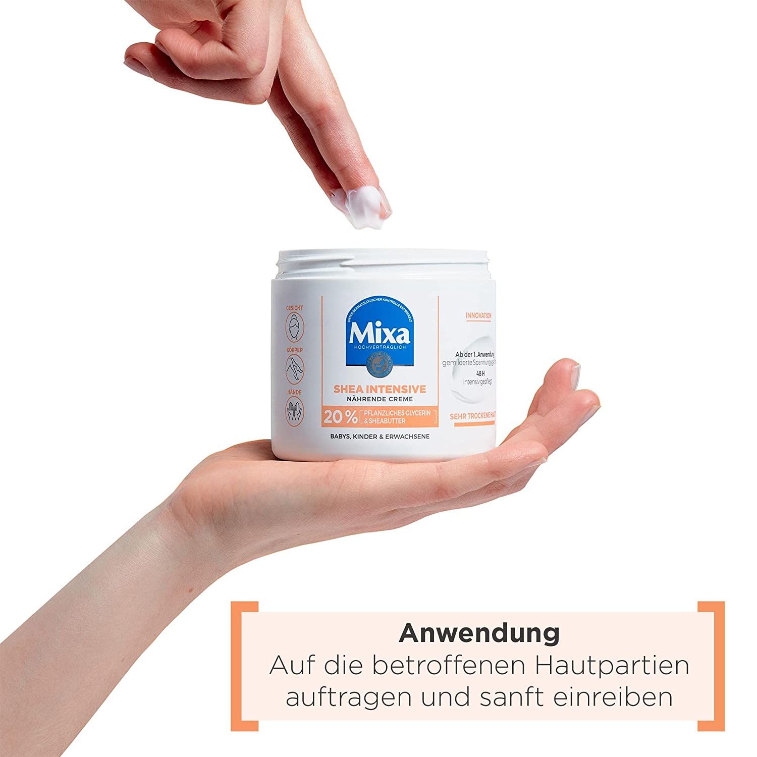 Hand met vinger neemt crème uit pot. Tekst: Toepassing. Aanbrengen en zachtjes inmasseren op de huid.