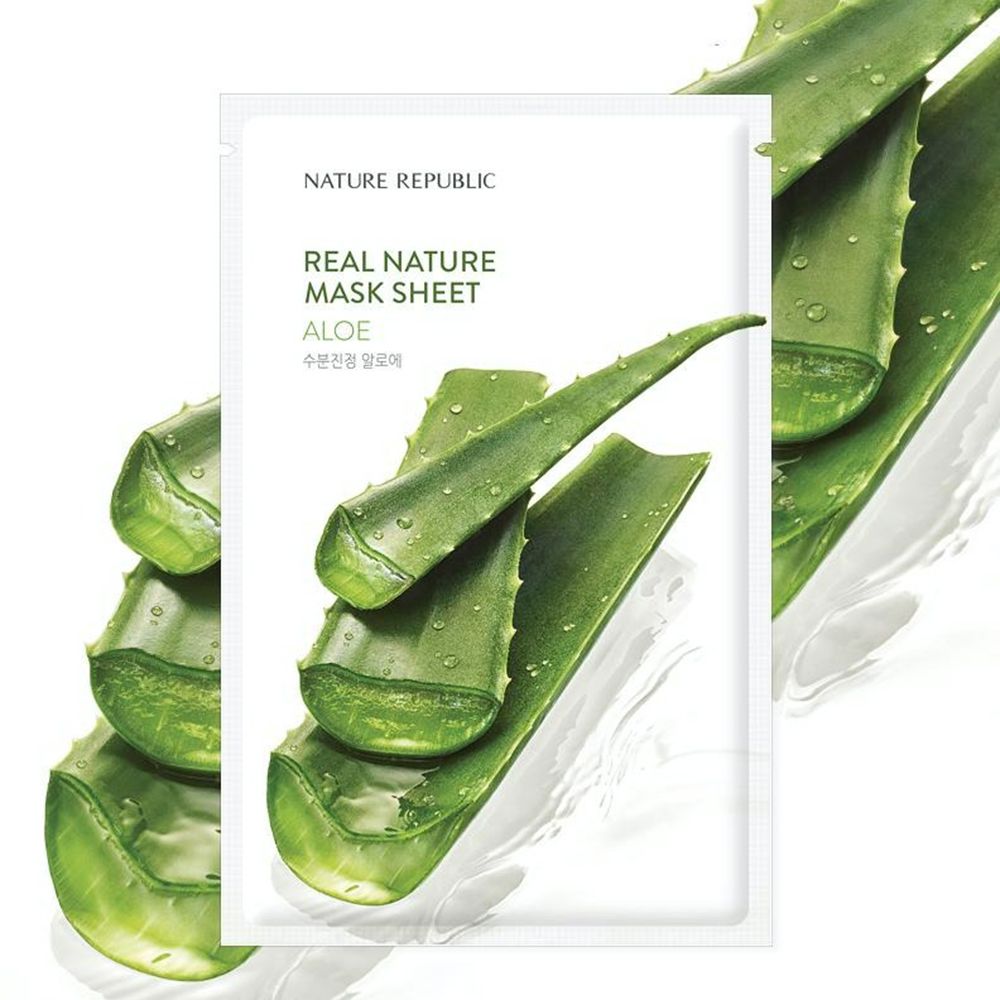 Doekmasker met aloë vera. Verpakking met productnaam en aloë verabladeren. Merk: NATURE REPUBLIC. Tekst: Real Nature Mask Sheet Aloe.