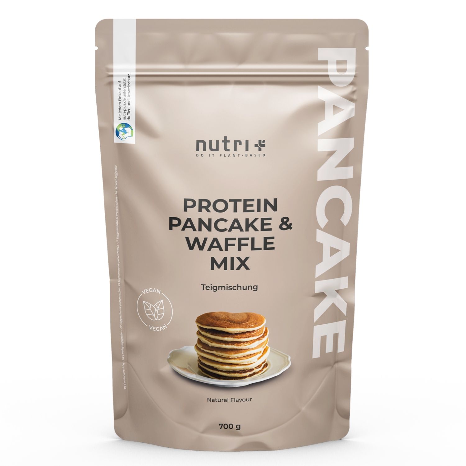 Emballage beige avec nom du produit et image de crêpes. Texte: Protein Pancake & Waffle Mix, 700 g, vegan.