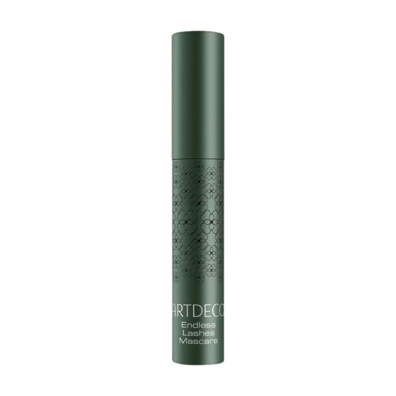 Groene mascarabuis met bloemmotief. Opschrift: ARTDECO Endless Lashes Mascara. Gesloten buis.