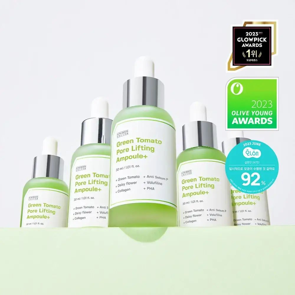 Meerdere groene serumflesjes. Awards en tekst: Green Tomato Pore Lifting Ampoule+.