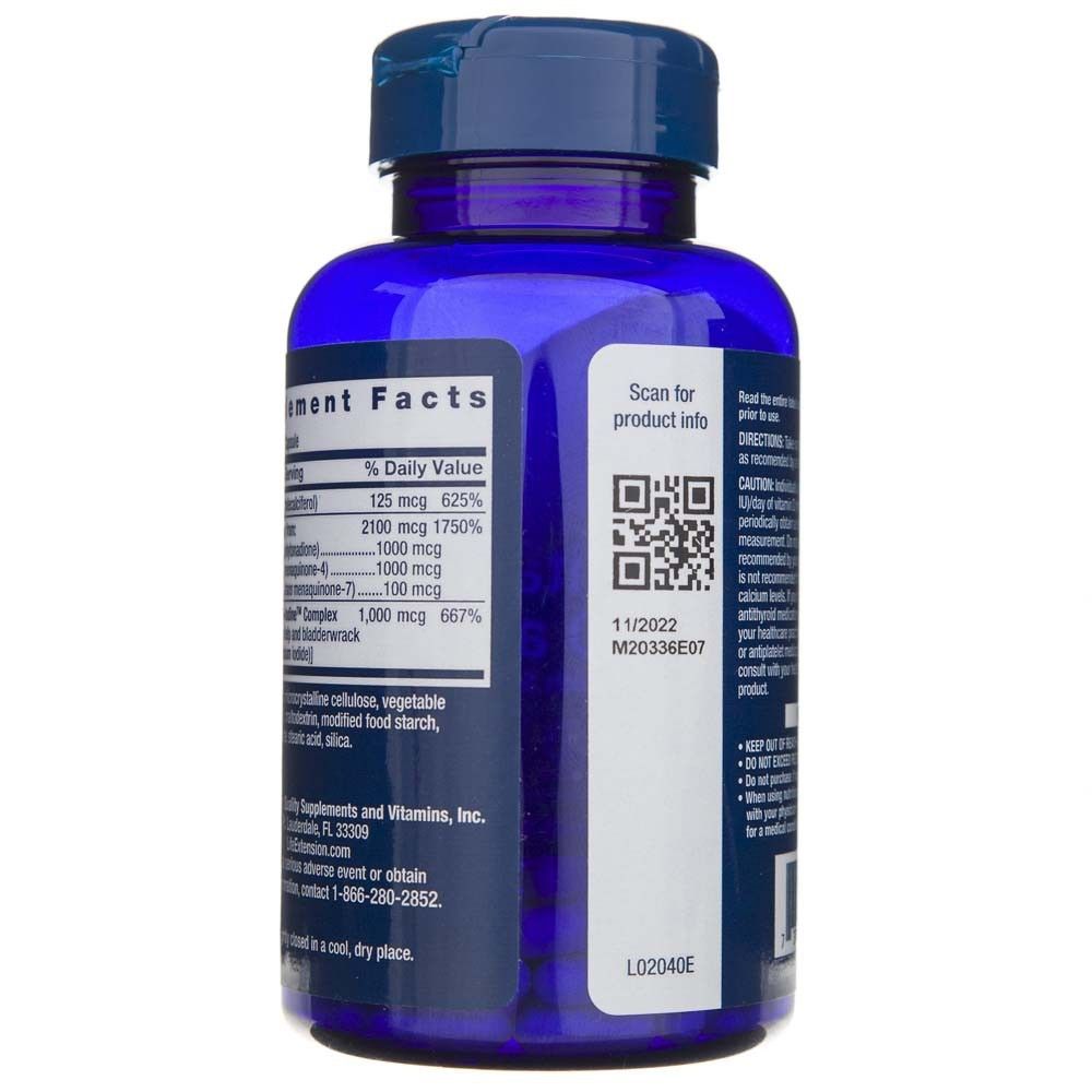 Dos de la bouteille avec QR code et instruction de scan.