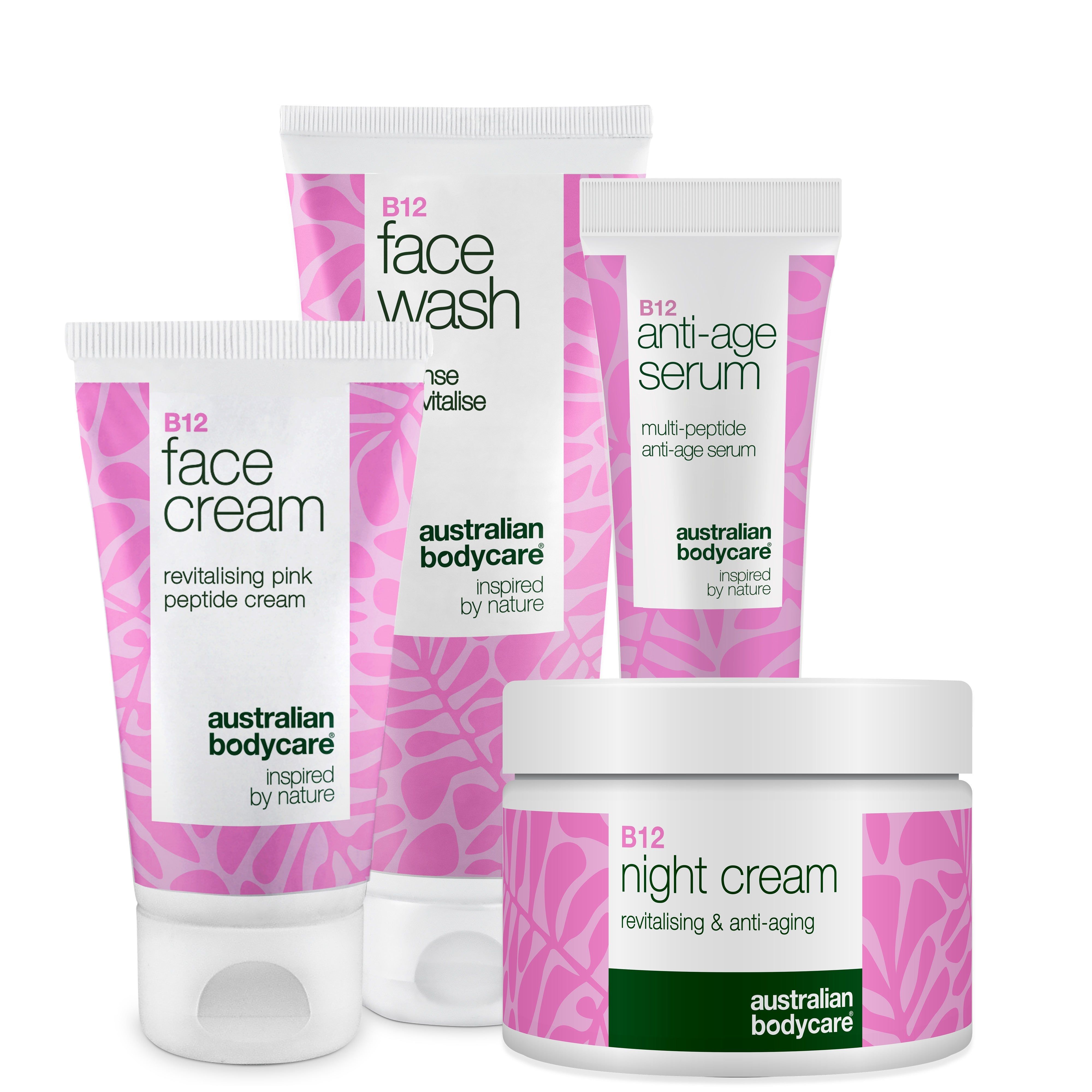 Set van vier huidverzorgingsproducten: gezichtscrème, reiniger, anti-age serum en nachtcrème. Roze en wit design.