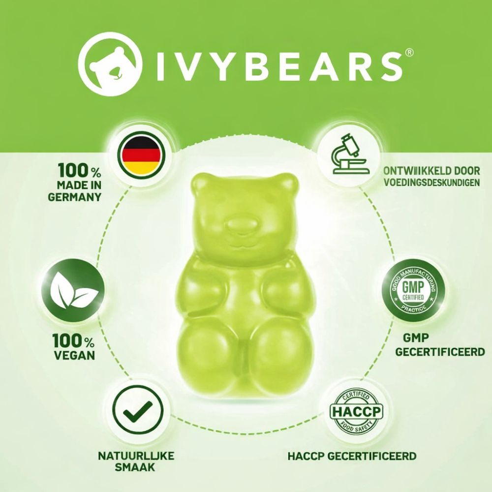 Groene gummybeer met logo's en teksten. Logo's: "IvyBears", "100% Made in Germany", "100% Vegan", GMP-certificering, HACCP-certificering, natuurlijke smaak.
