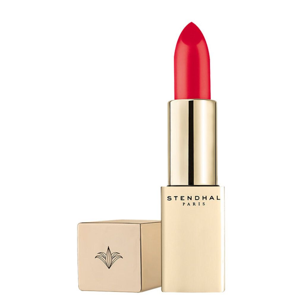 Rouge à lèvres Stendhal Pur Luxe Care, teinte Vanina, tube doré avec capuchon ouvert.