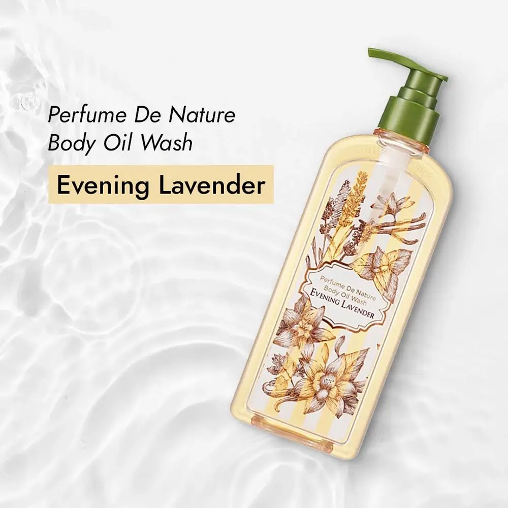 Body oil wash met bloemenlabel. Fles met groene pomp. Opschrift: Evening Lavender.
