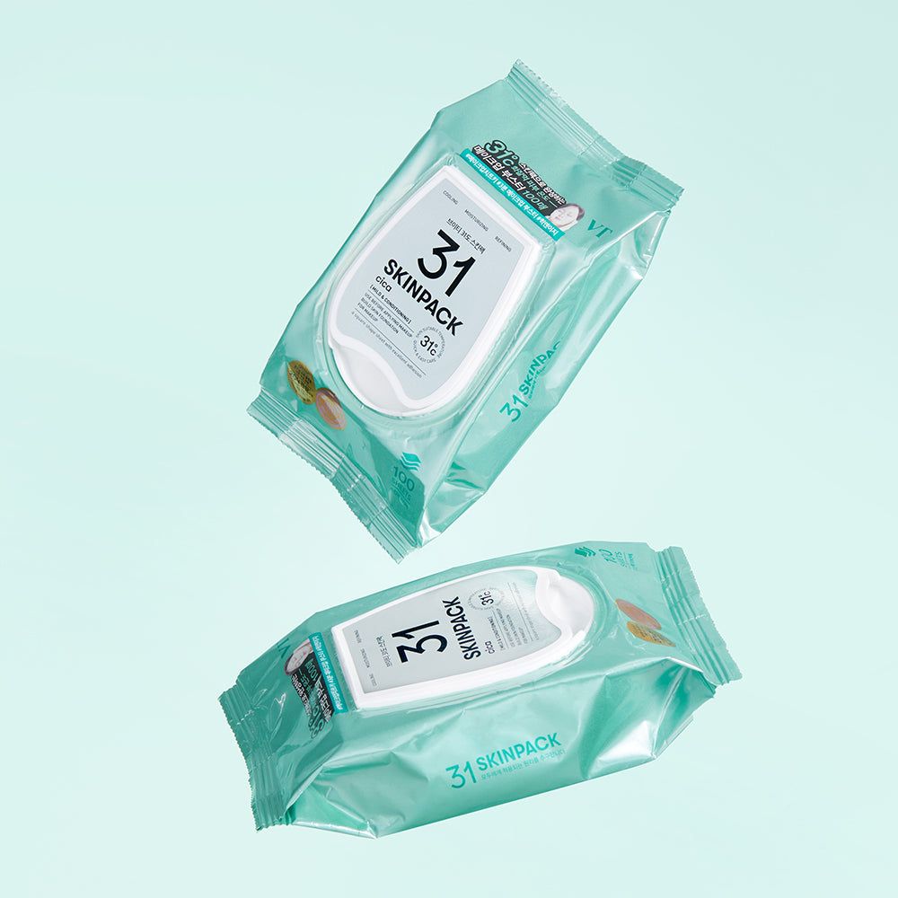 Twee pakken VT Cosmetics Cica Skin Pack doekjes zweven.