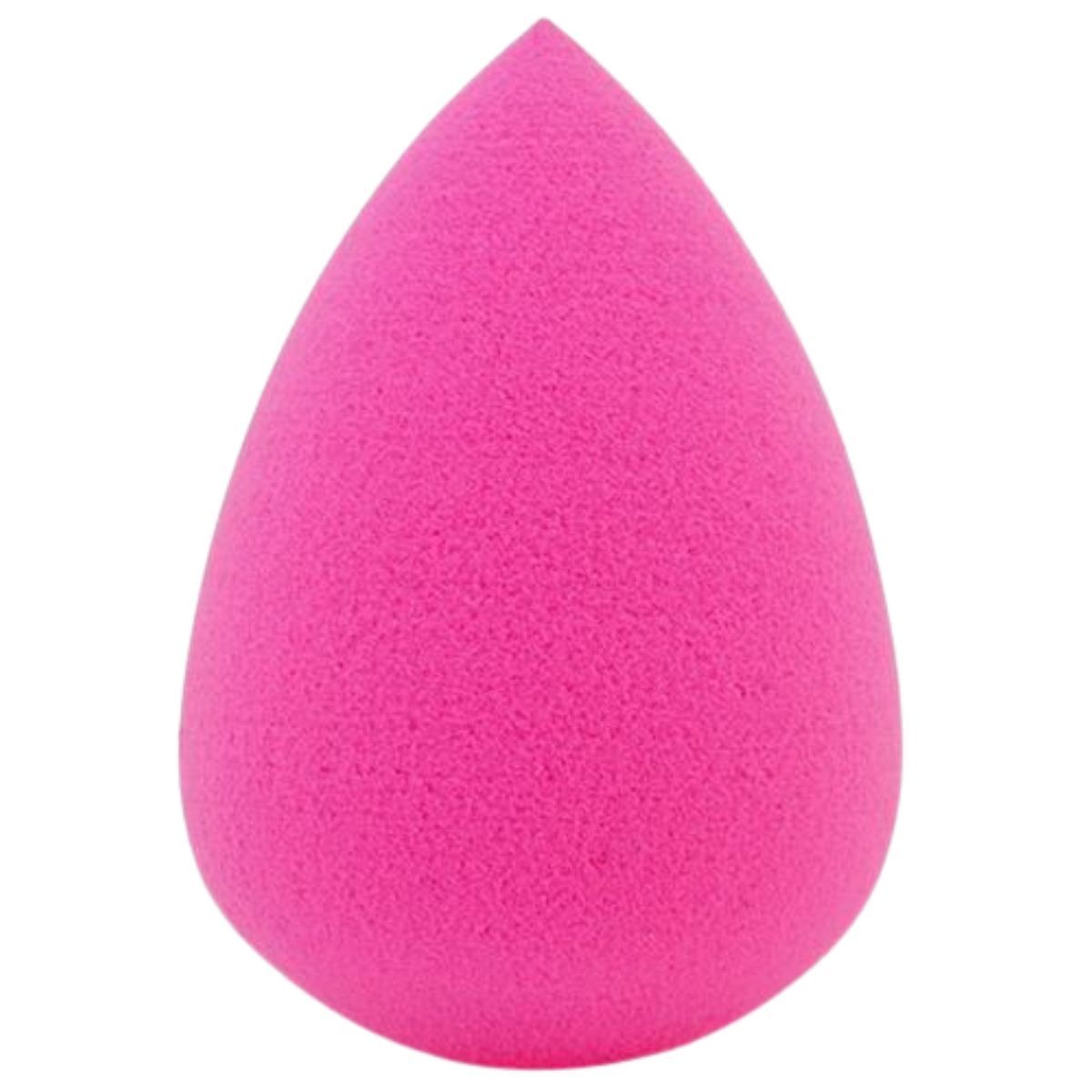 Une éponge de maquillage rose en forme de goutte d'eau, texture fine.
