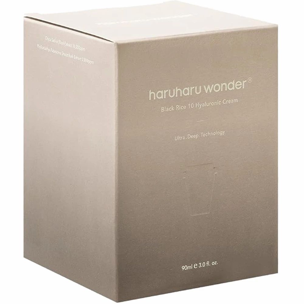 Emballage carré beige. Inscription : haruharu wonder Black Rice 10 Hyaluronic Cream. 90ml, 3.0 fl. oz.