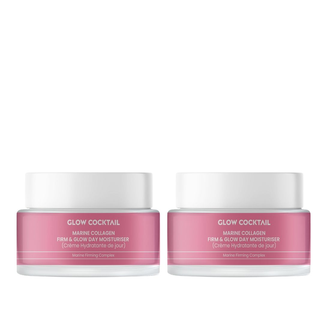 Deux pots de crème de jour avec couvercles blancs et étiquettes roses. Inscription : Glow Cocktail, Marine Collagen, Firm & Glow Day Moisturiser.
