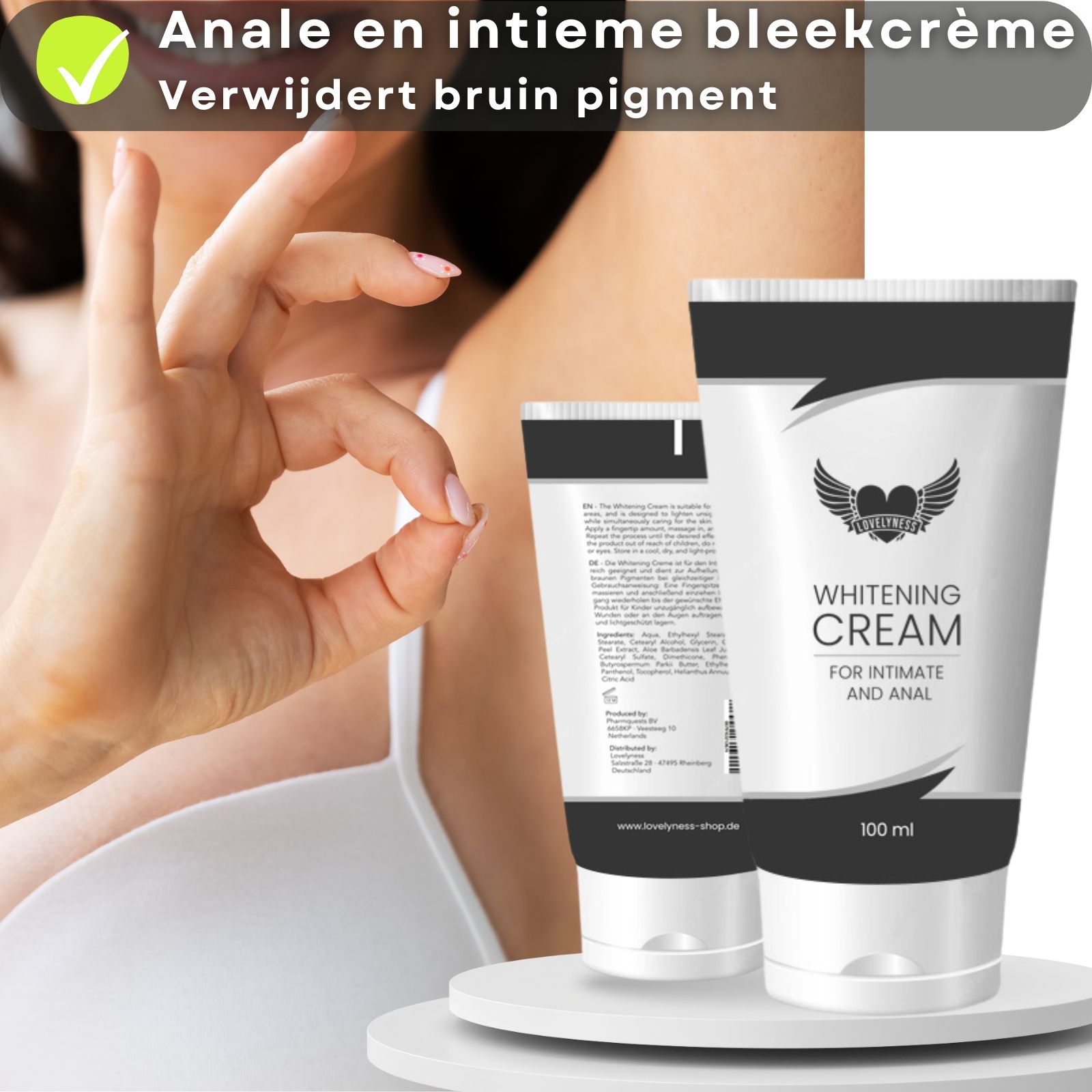 Crèmetube. Tekst: Whitening Cream, voor intiem en anaal. 100 ml. Twee tubes. Achtergrond: vrouw. Tekst: Crème bleekmiddel intiem.
