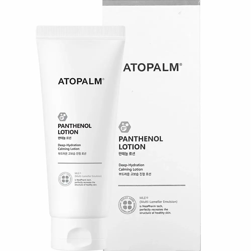 Tube blanc et boîte avec logo ATOPALM et texte. Texte : PANTENOL LOTION. Inscription : Deep-Hydration Calming Lotion.
