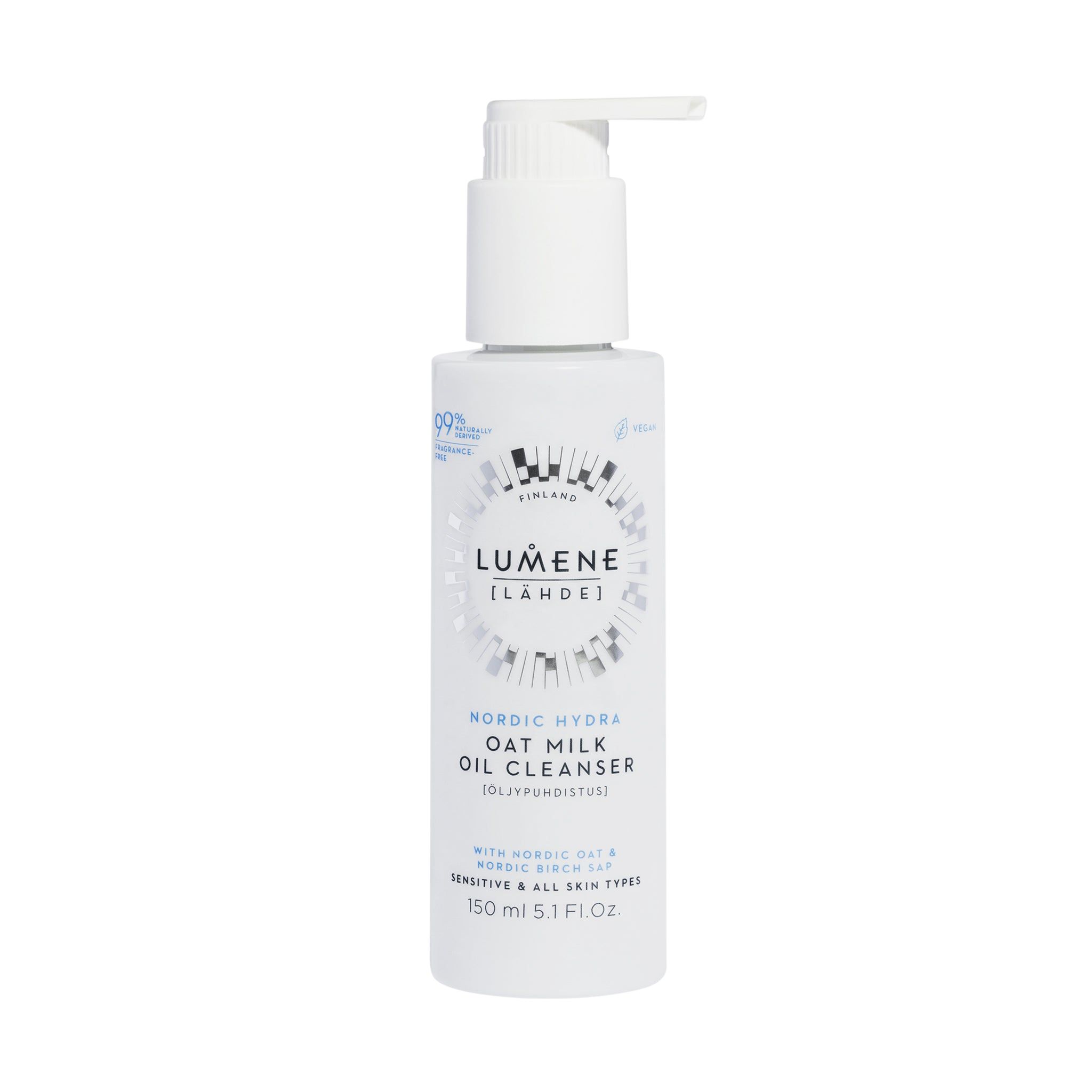 Witte fles met pomp. Opschrift: Lumene Nordic Hydra Oat Milk Oil Cleanser. 99% natuurlijk, voor de gevoelige huid.