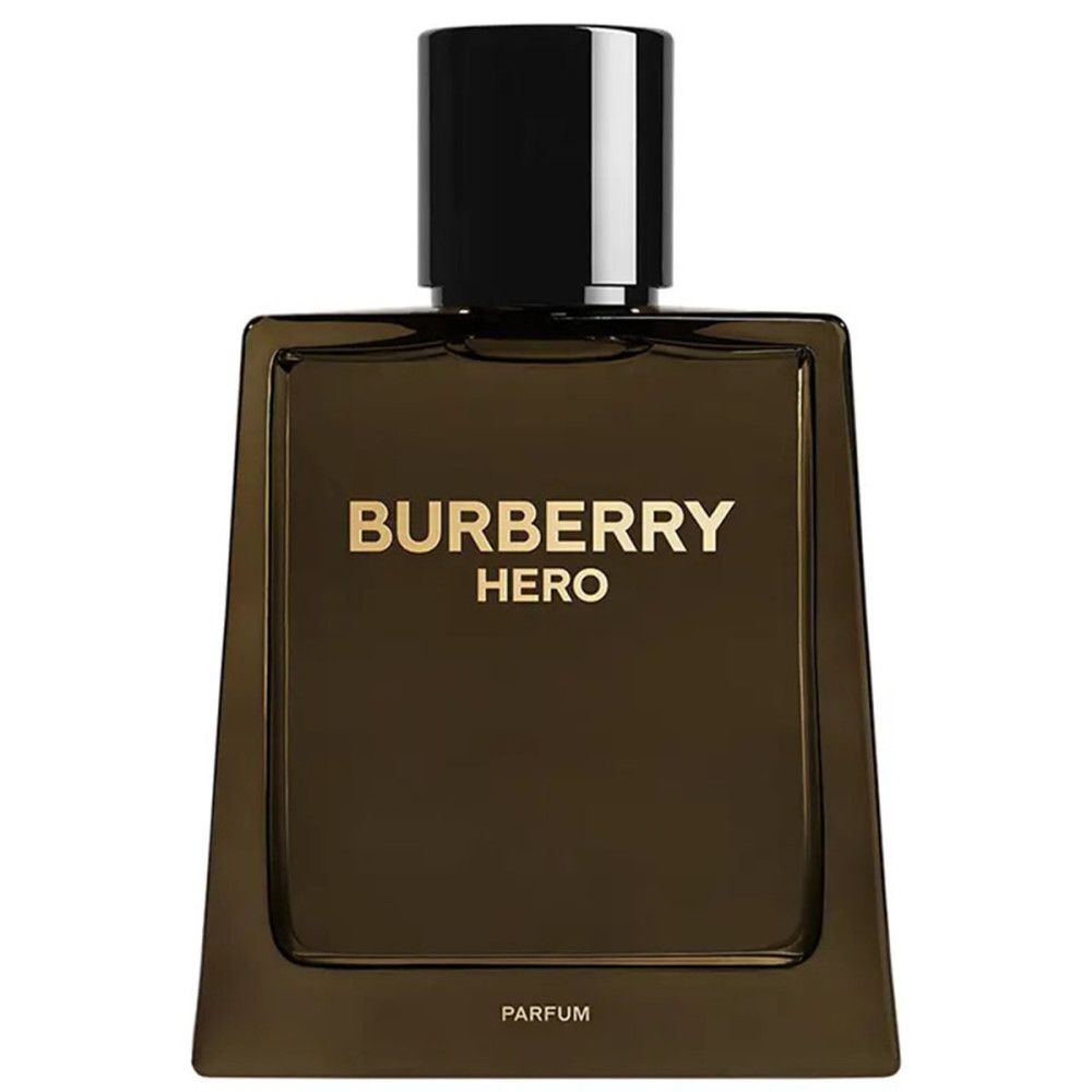 Flacon de parfum Burberry Hero. Bouteille marron avec bouchon noir, texte doré. Sur fond blanc.
