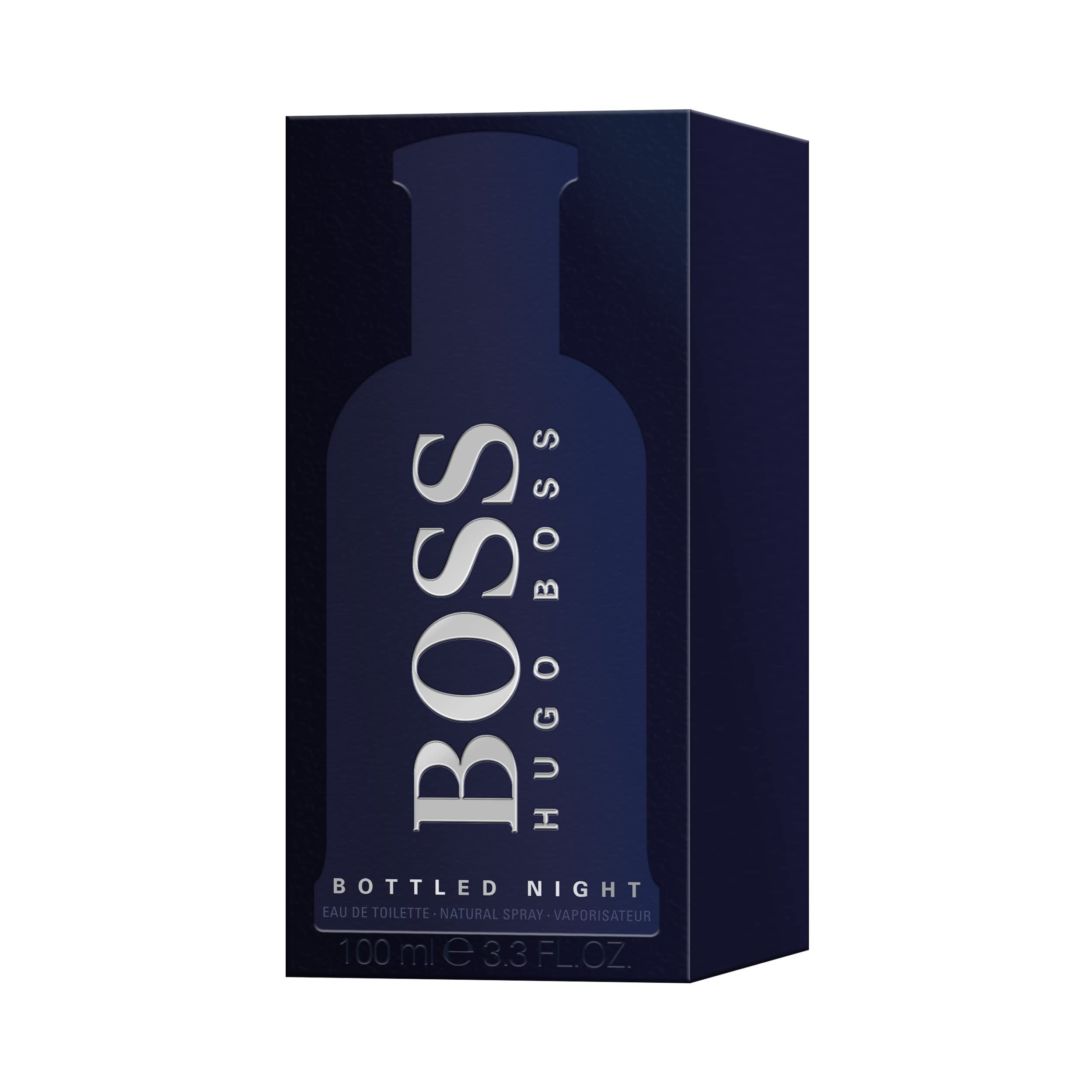Donkerblauwe verpakking met zilveren BOSS HUGO BOSS opschrift in flaconvorm.