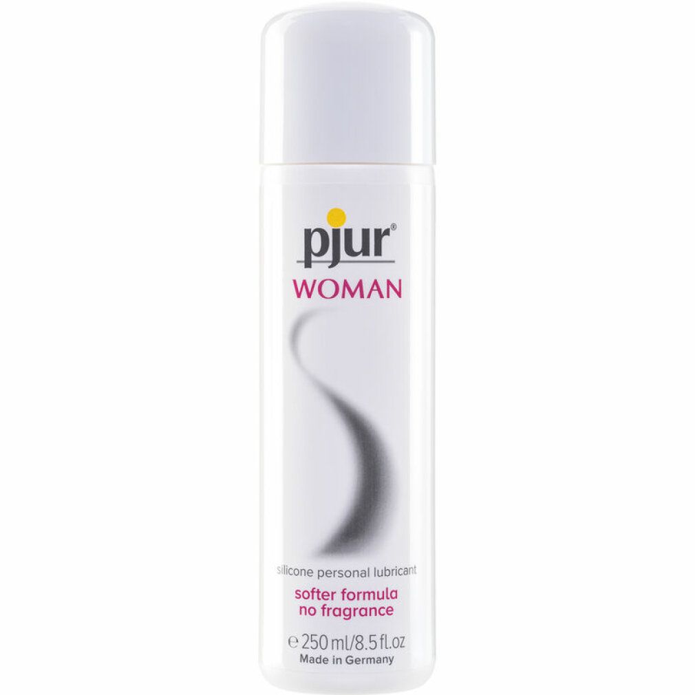 Witte fles met geel etiket. Opschrift: pjur WOMAN, silicone personal lubricant, softer formula no fragrance, e 250 ml/8.5 fl oz. Gemaakt in Duitsland.