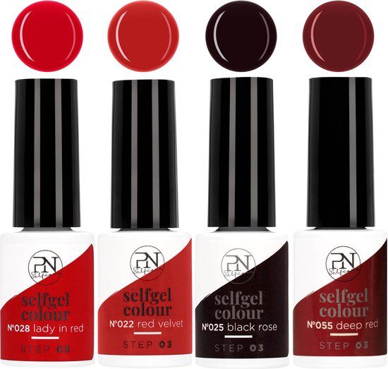 Quatre flacons de vernis à ongles avec bouchons noirs et échantillons de couleurs. Inscription: selfgel colour, Step 03. Couleurs: Lady in red, Red Velvet, Black Rose, Deep Red.