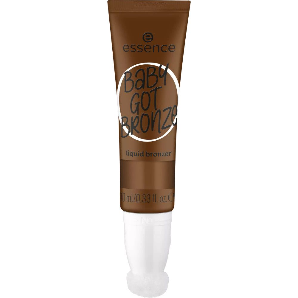 Bruine tube met witte dop. Opschrift: Essence Baby Got Bronze, liquid bronzer. Volume: 10 ml/0.33 fl. oz.