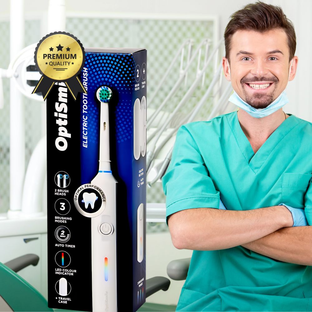 Brosse à dents électrique OptiSmile dans son emballage. Dentiste en arrière-plan. Sceau de qualité premium.