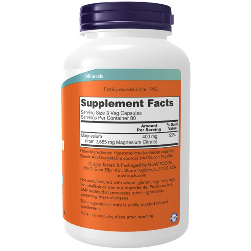 Flacon blanc de complément alimentaire avec bouchon bleu. Étiquette orange avec texte "Supplement Facts" et "Magnesium Citrate 400mg".