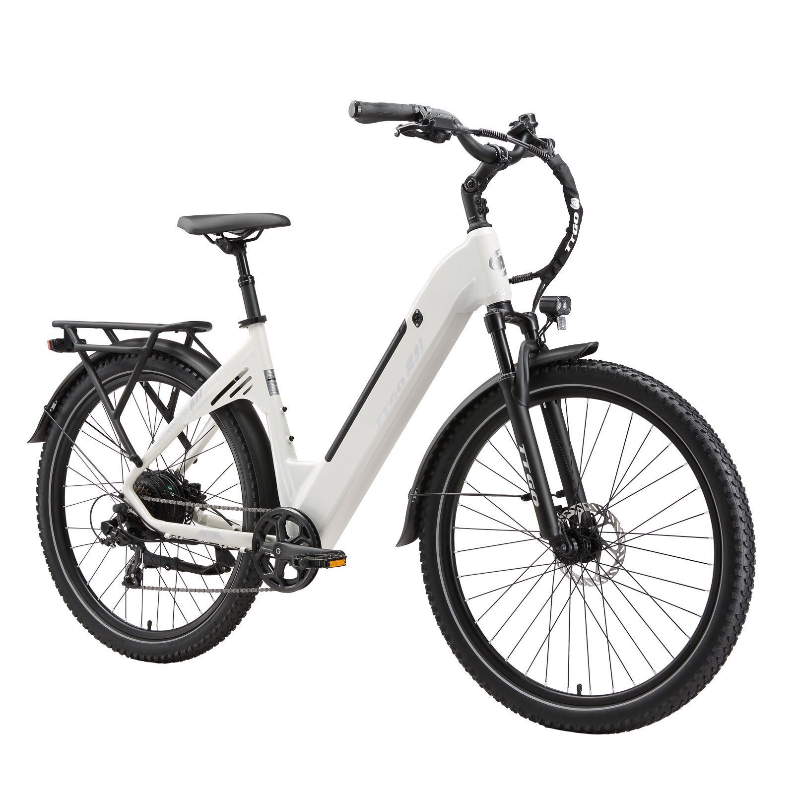 Vélo électrique blanc avec pneus et détails noirs. Porte-bagages, garde-boue et phare visibles.