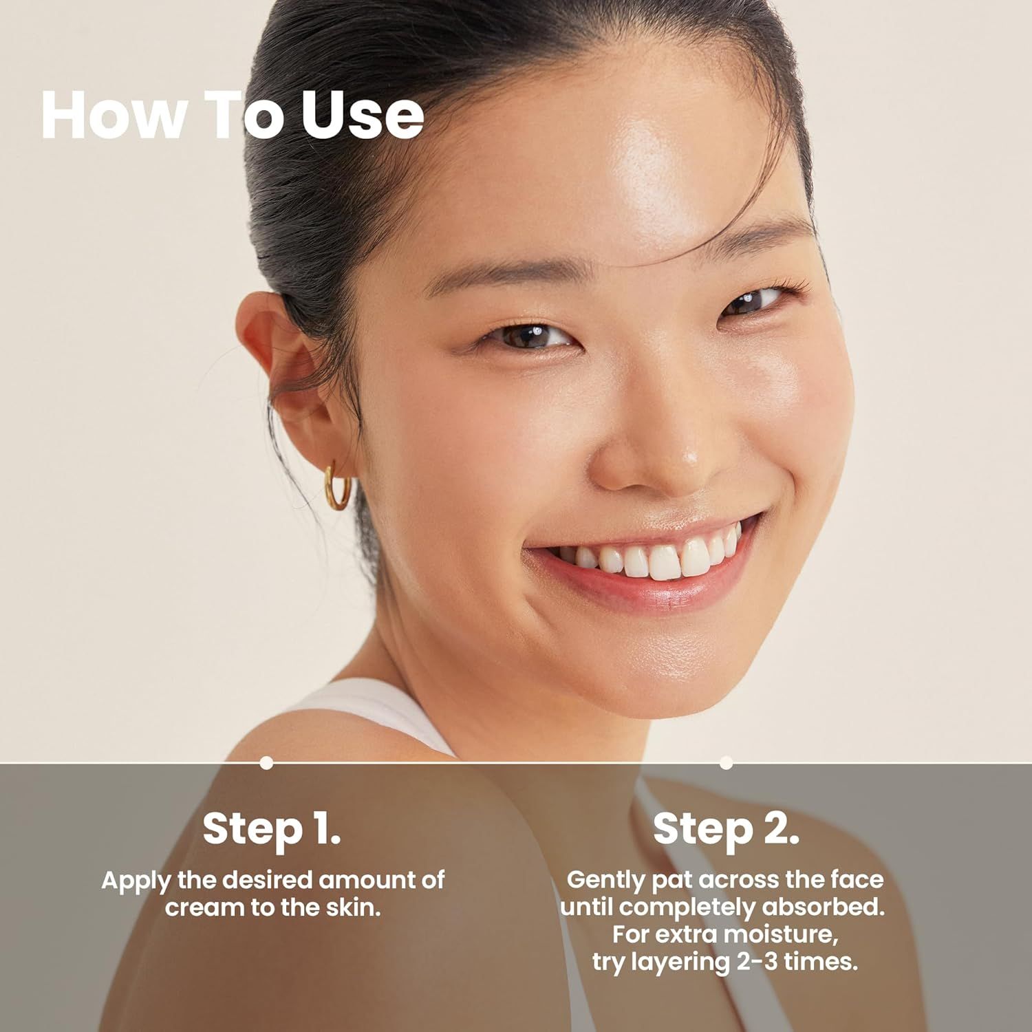 Vrouw met product. Gebruiksstappen: crème aanbrengen, zachtjes deppen. Voor extra hydratatie.