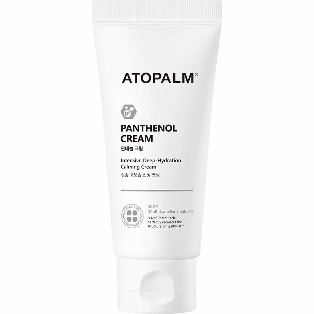 Tube blanc avec nom et logo du produit. Inscription : ATOPALM, Panthenol Cream. Texte : Intensive Deep-Hydration Calming Cream.