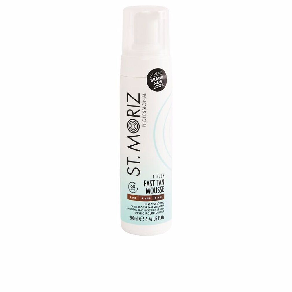 Witte fles met verstuiver. Opschrift: St. Moriz Professional, Fast Tan Mousse. Met sticker: Brand New Look. 200ml.