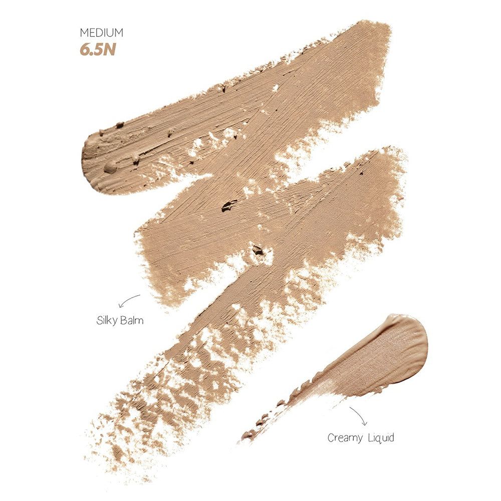 Trois échantillons de correcteur. Medium 6.5N en haut. Silky Balm et Creamy Liquid en bas. Teintes beiges claires.
