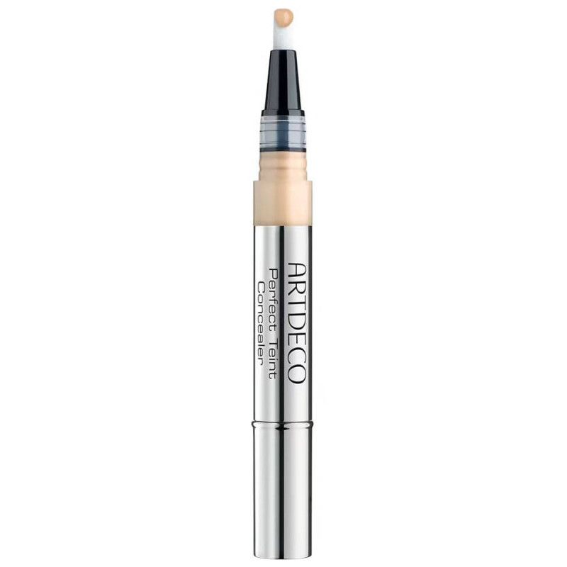 ARTDECO Instant Skin Perfector in lichte verpakking met productsample.