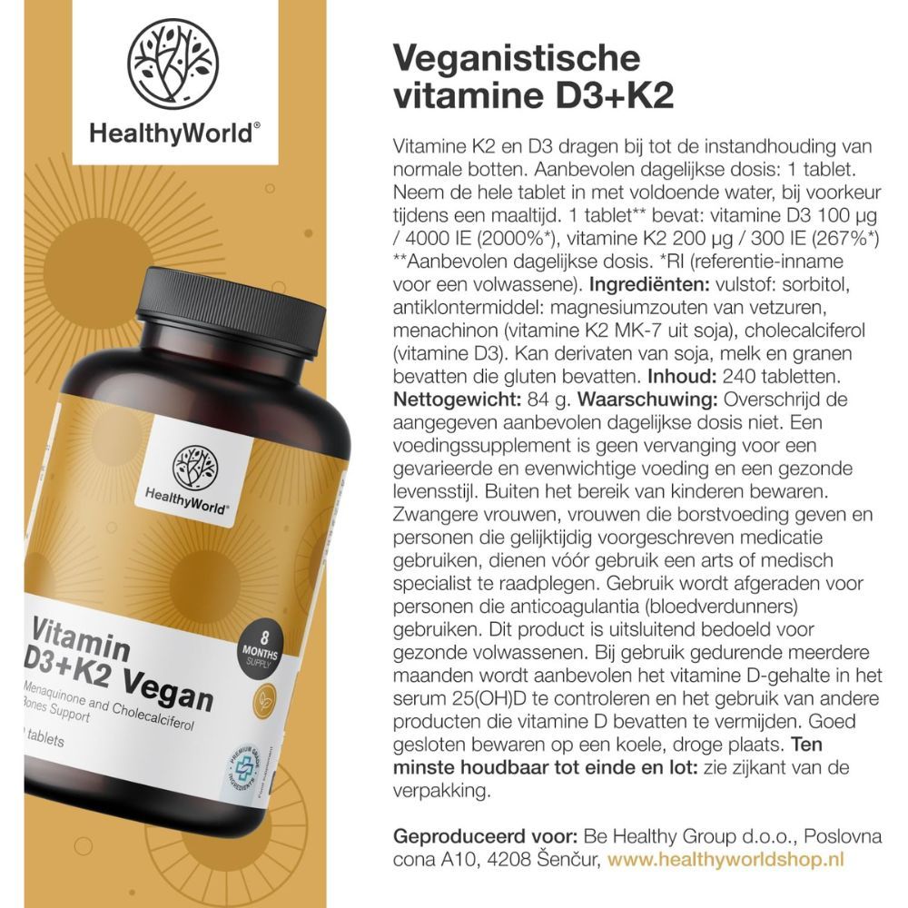 Fles met vitaminen. Merk: HealthyWorld. Tekst: Veganistische vitamine D3+K2, 240 tabletten. Tekst: Ingrediënten.
