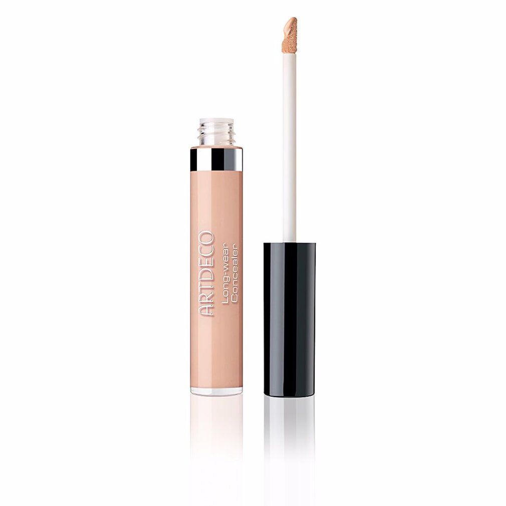Correcteur Artdeco Long Wear. Flacon beige avec bouchon noir et applicateur. Teinte 18 Soft Peach.