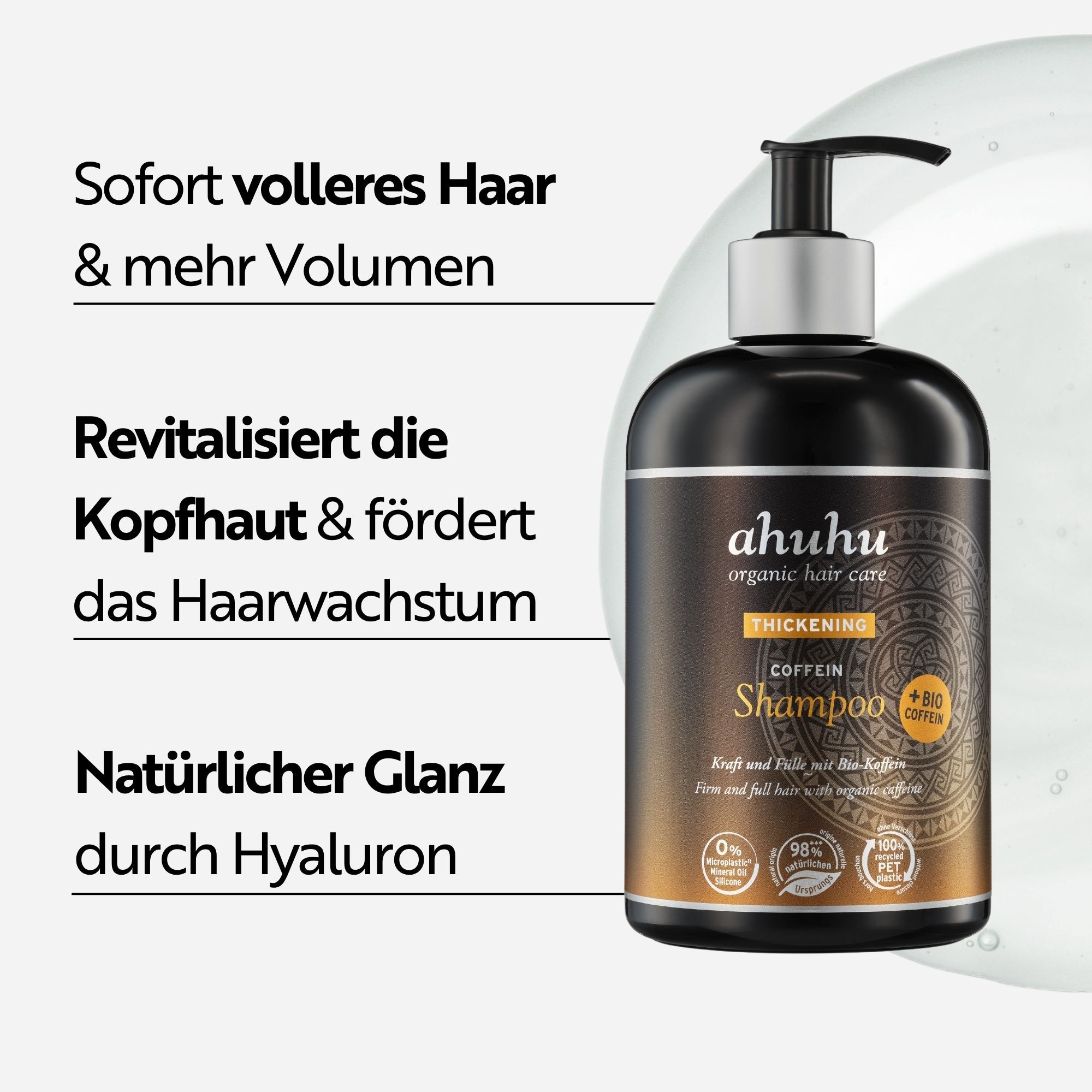 Fles met pomp omringd door vloeistof. Tekst: Direct voller haar & meer volume. Revitaliseert de hoofdhuid & bevordert de haargroei. Natuurlijke glans door hyaluronzuur.