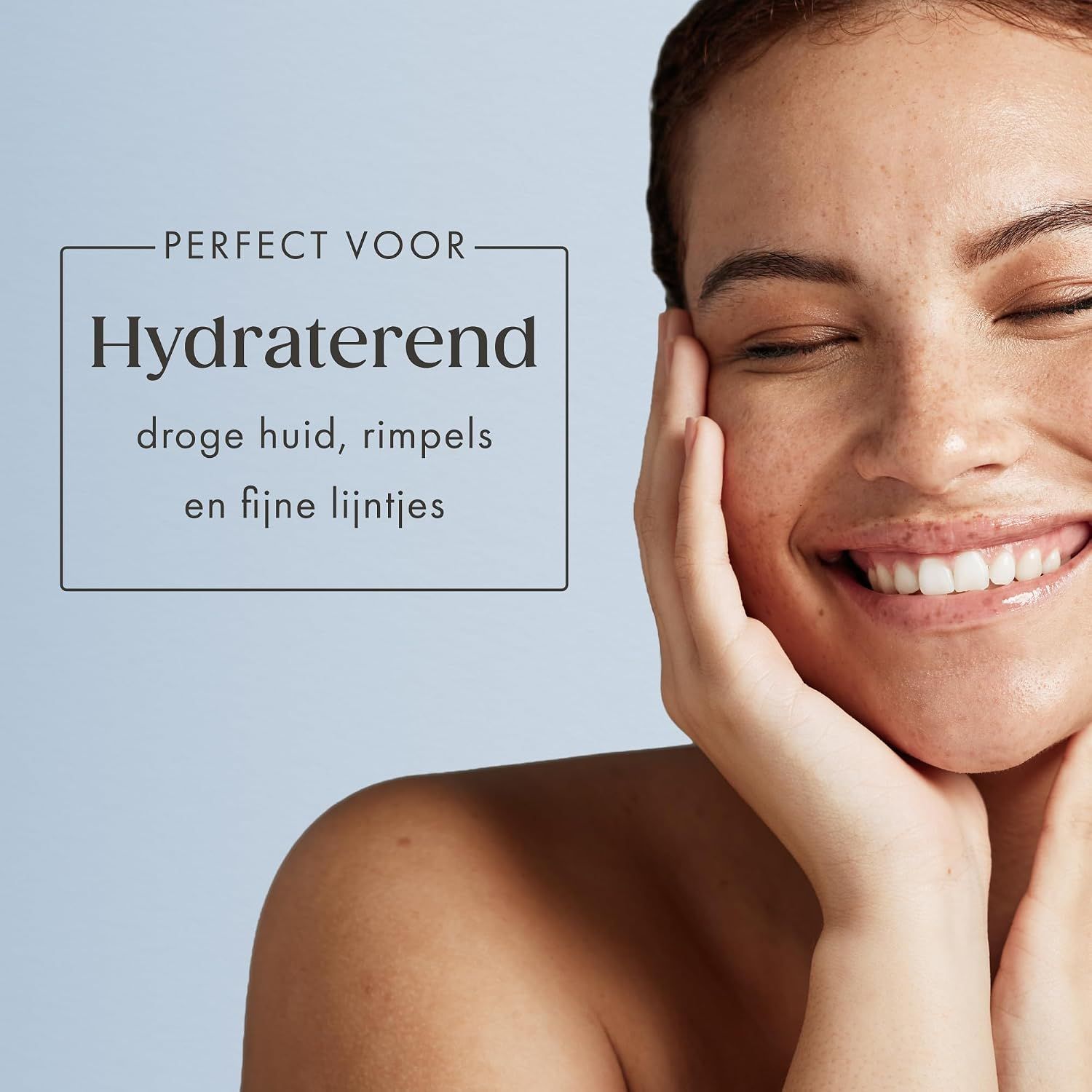 Vrouw met een stralende huid, perfect voor hydraterende verzorging, rimpels en droogheid.