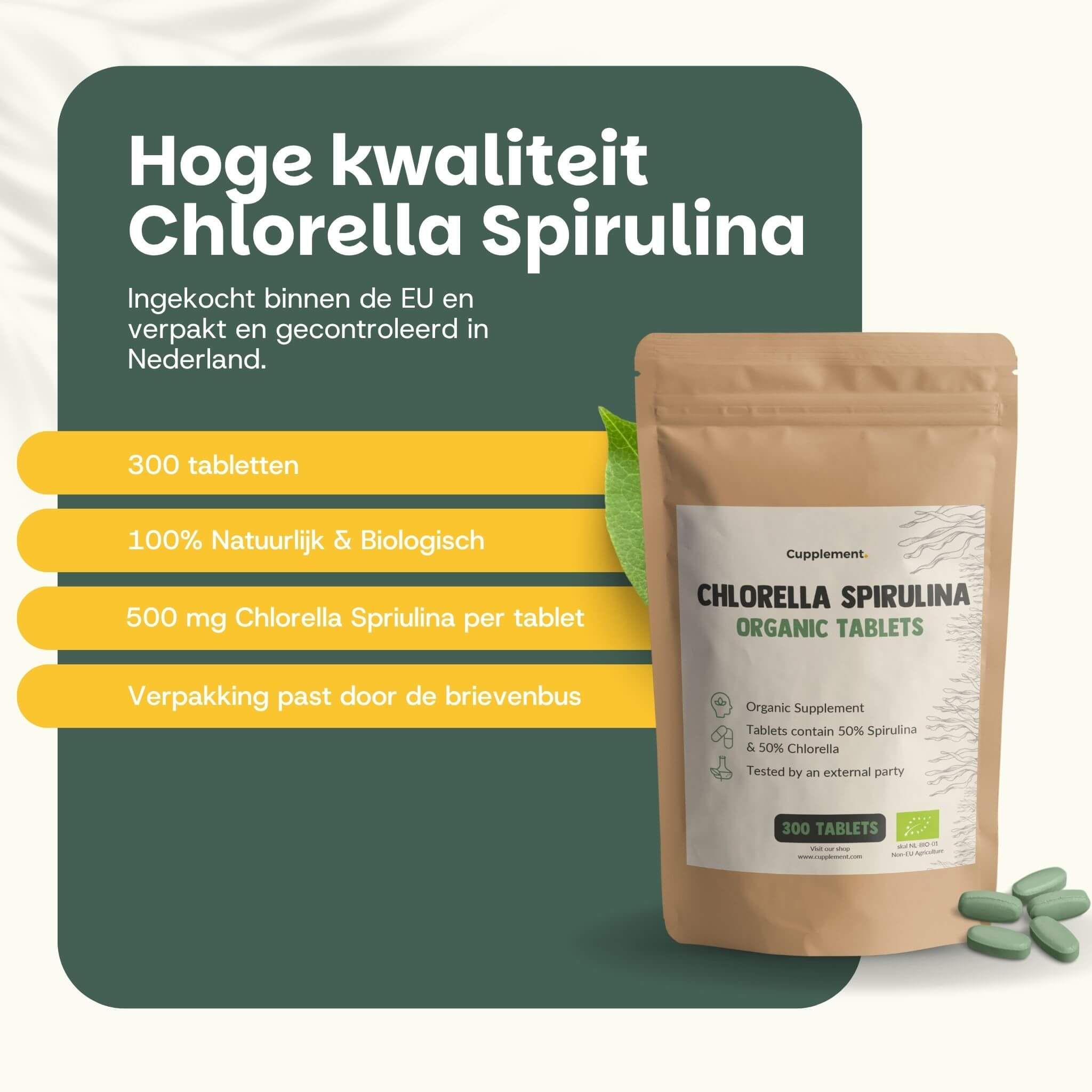 Zakje met tabletten. Tekst: Chlorella Spirulina Organic Tablets. 300 tabletten. 100% natuurlijk & biologisch. BIO-keurmerk.