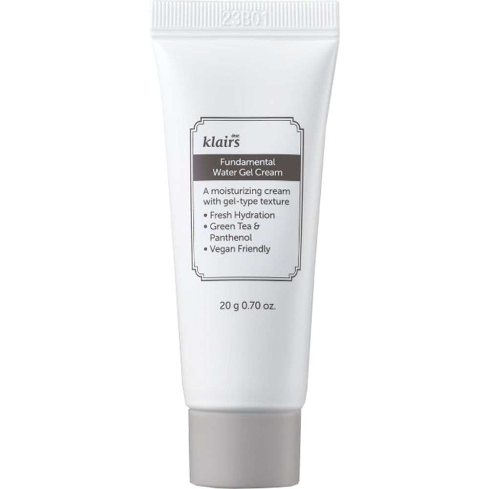 Tube blanche, bouchon gris. Inscription: Klairs, Fundamental Water Gel Cream. Texte: crème hydratante texture gel, 20 g.