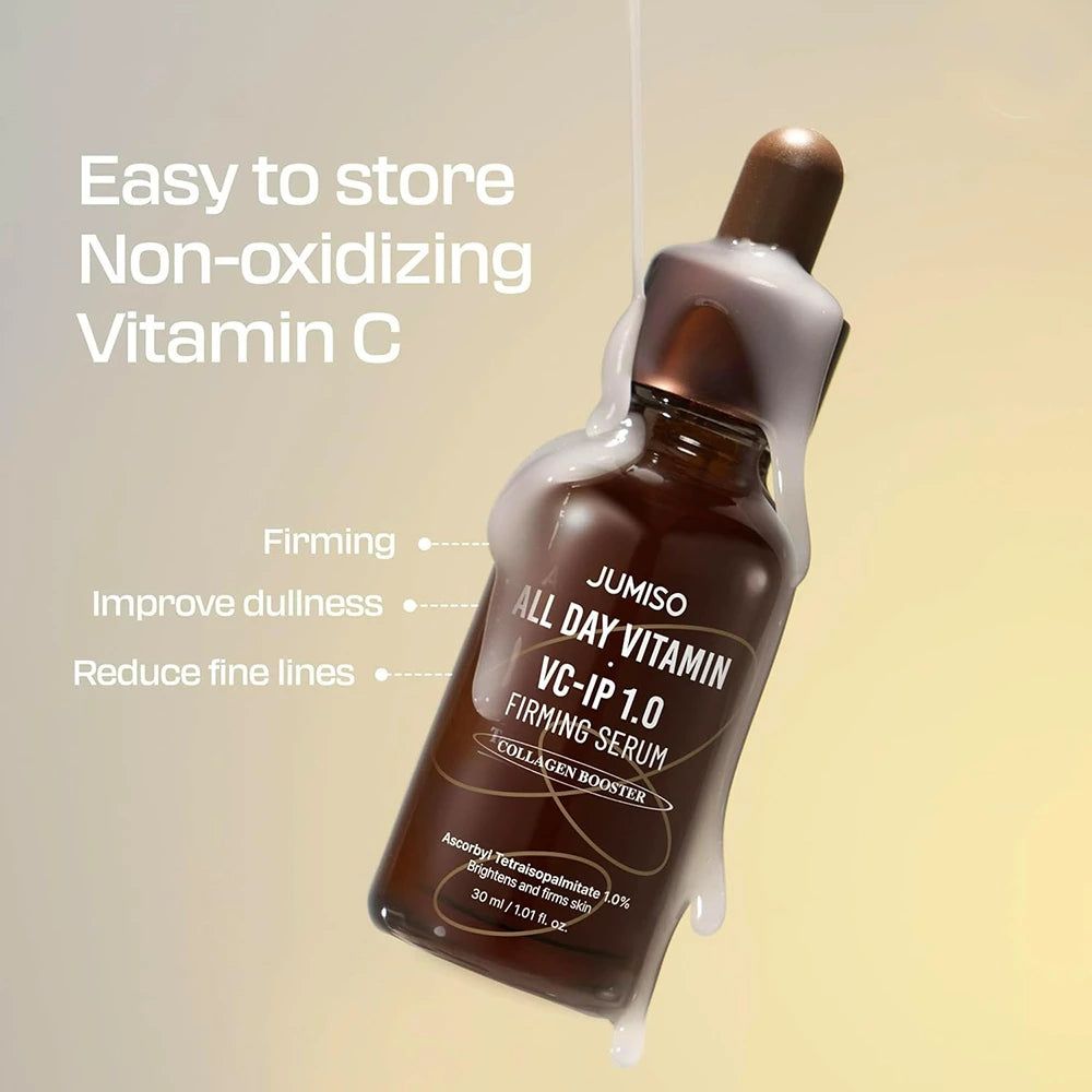 JUMISO All Day Vitamin VC-IP 1.0 Firming Serum met serumdruppels die op de fles vallen.