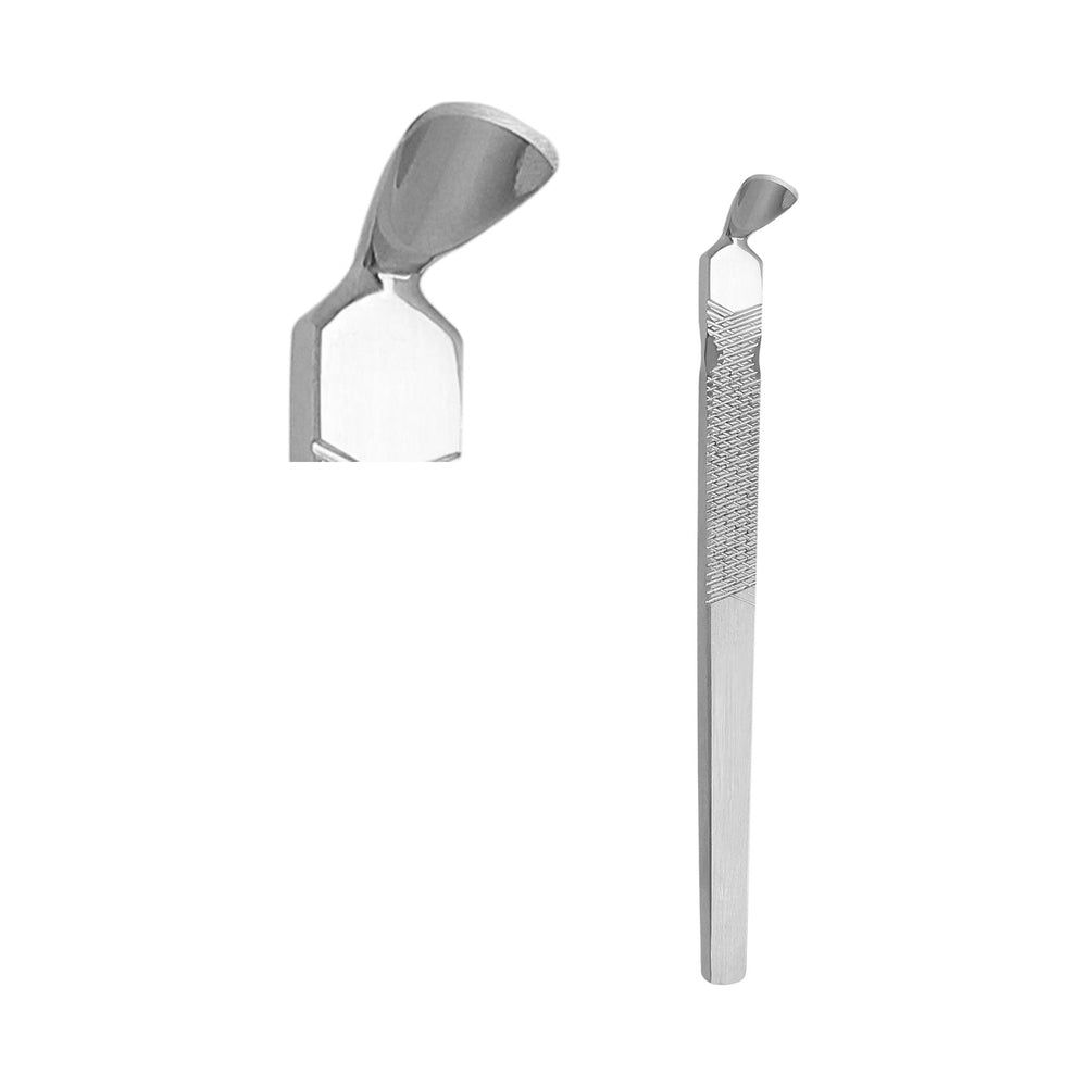 Deux instruments de nettoyage métalliques. Un avec une tête inclinée, l'autre avec une poignée moletée et une tête inclinée.