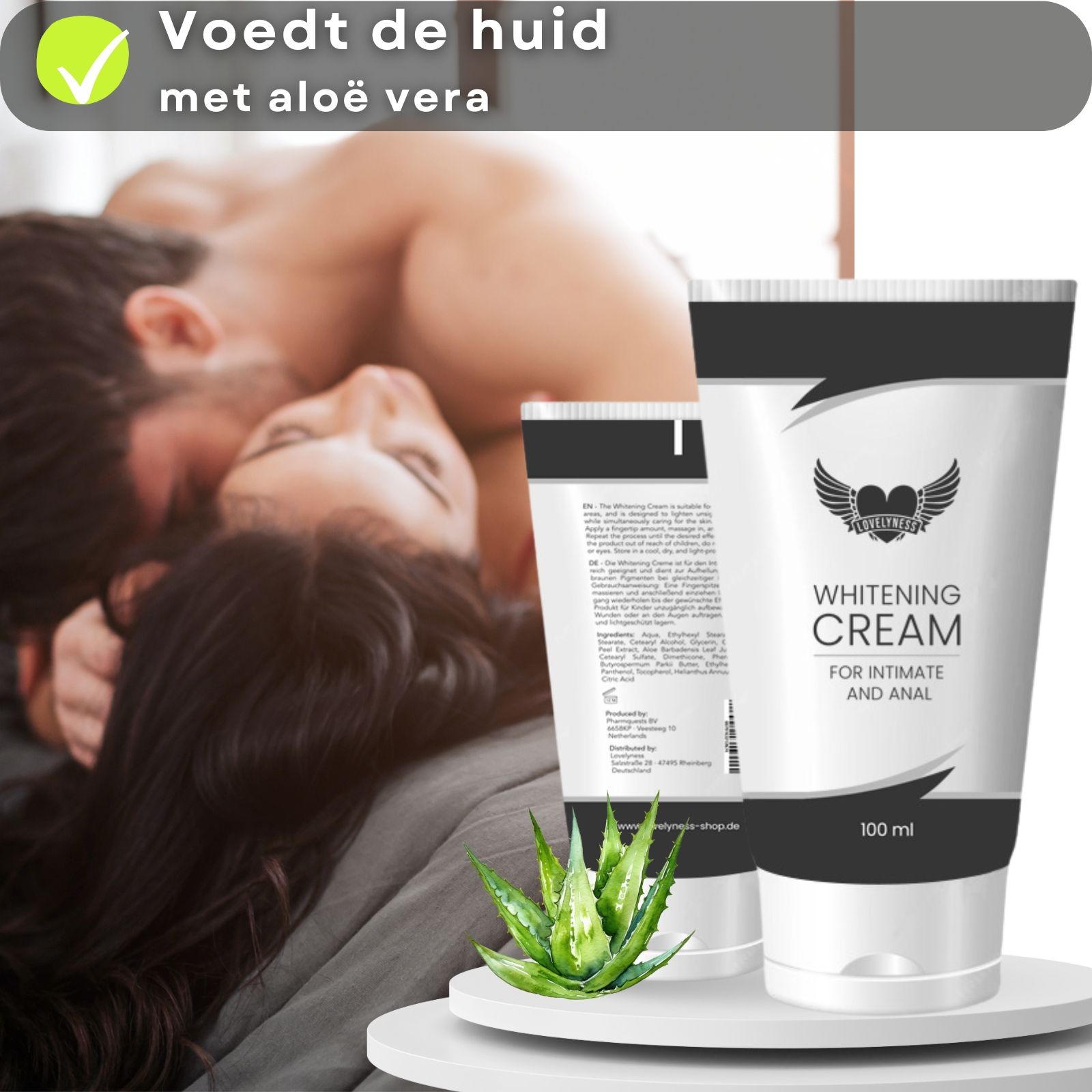 Crèmetube. Tekst: Whitening Cream, voor intiem en anaal. 100 ml. Twee tubes. Achtergrond: paar. Tekst: Voedt de huid.