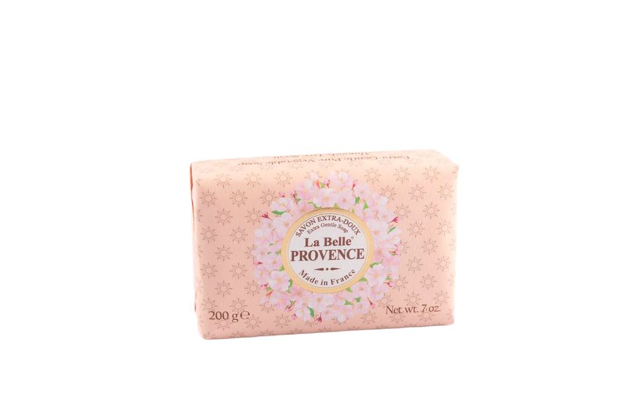 La Savonnerie de Nyons - Savon aux amandes emballé dans du papier, La Belle Provence
