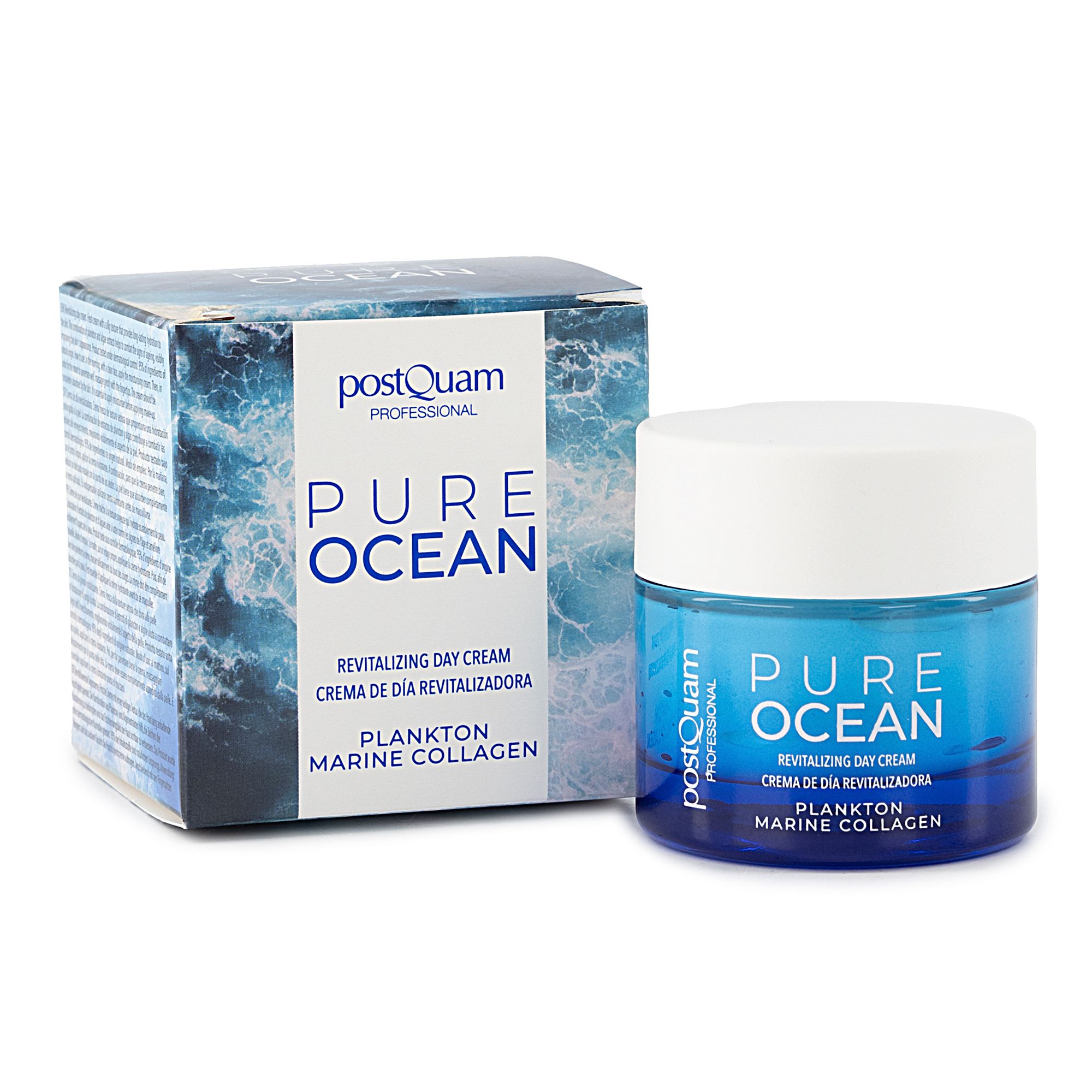 Blauw-witte crèmepot met doos. Opschrift: PURE OCEAN, Revitalizing Day Cream, Plankton Marine Collagen. Merk: Postquam.
